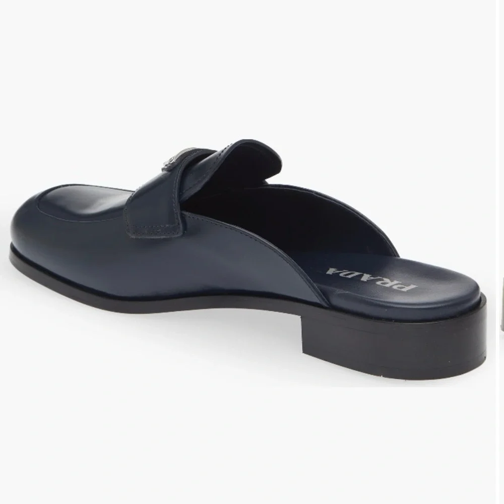 PRADA Women’s Logo-Plaque Polished-finish Mules. Bleu. US7.5, EU37.5 - Picture 8 of 12